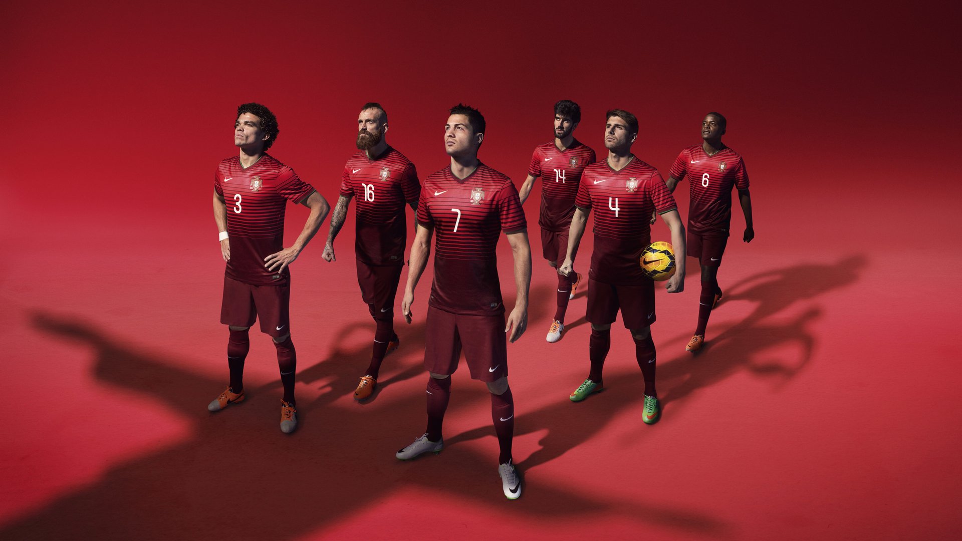 葡萄牙队冷静应对，抵挡对手猛攻，葡萄牙队战况